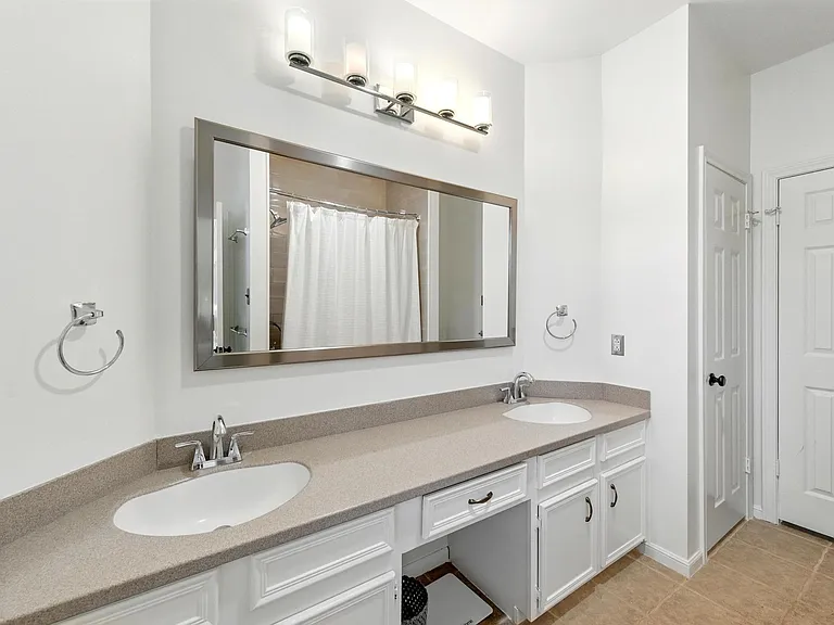 5807 Convict Hill Rd — Photo 19