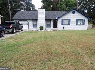 233 Leafwood Ln, Riverdale, GA