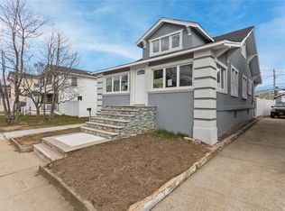 25 Parma Rd, Island Park, NY 11558