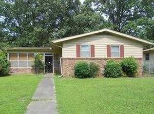 7100 W Wakefield Dr, Little Rock, AR 72209