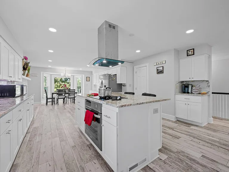 2624 Long Creek Dr — Photo 14