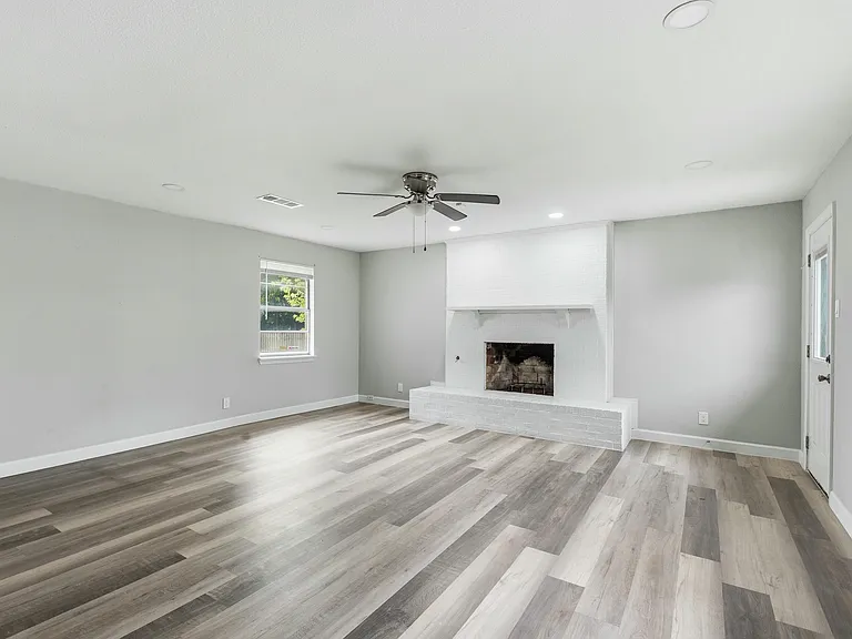 1732 Sheffield Pl — Photo 7