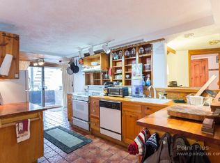 402 Putnam Ave #F1, Cambridge, MA 02139