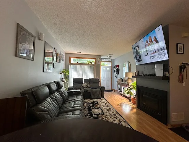 3639 Vermilion Ct N — Photo 3