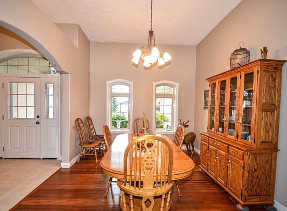3rd image of 12043 S Country Club Dr