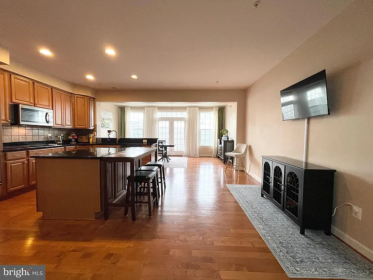 9661 Atterbury Ln — Photo 15