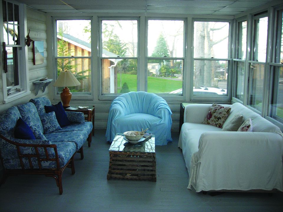 screened porch