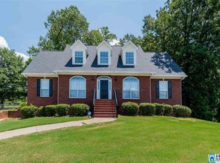 1387 Rock Creek Ln, Pleasant Grove, AL 35127