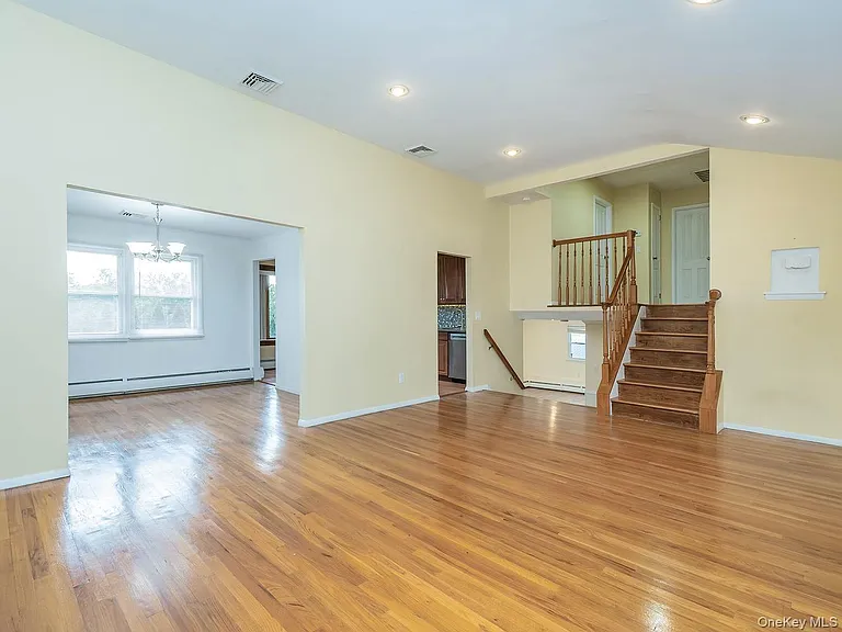 7 Plainview Rd — Photo 7
