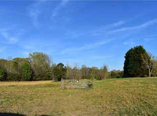 978 Antioch Rd #4, Fayetteville, GA 30215