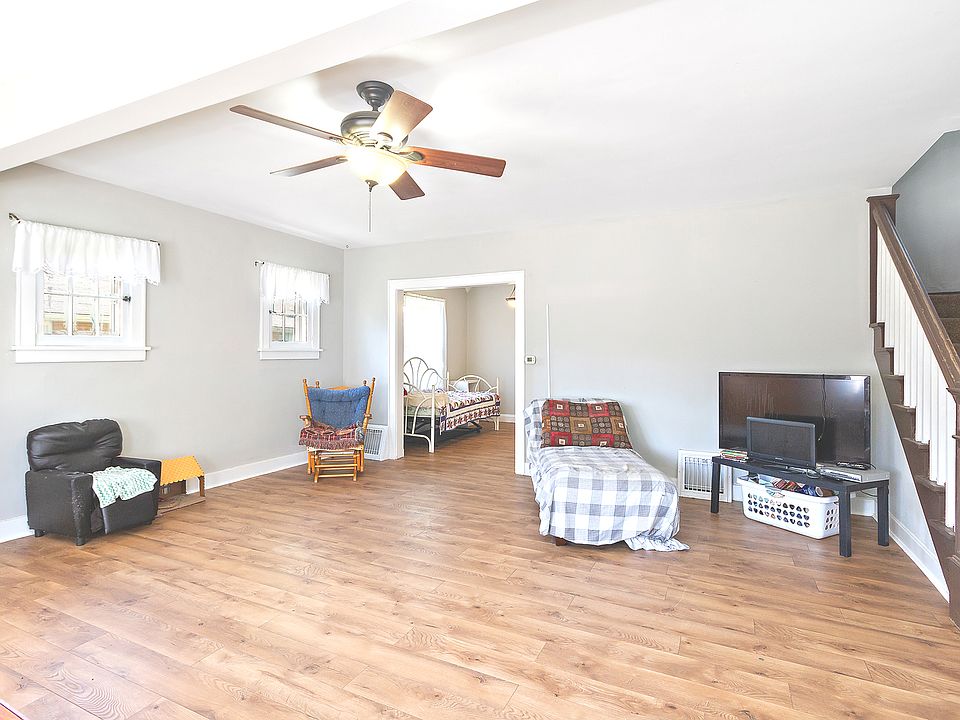 306 E Cherry St, Watseka, IL 60970 MLS 11871980 Zillow