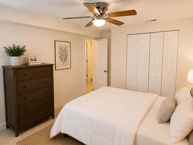 2 bed, 1000 sqft, $1,400 — Photo 4
