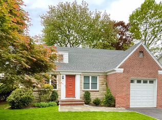 67 5th St, Stamford, CT 06905