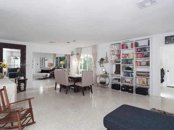 821 NE 107th St, Biscayne Park, FL 33161