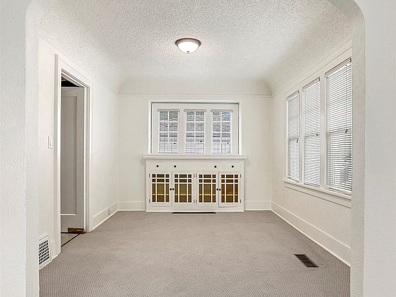 5th image of 5614 S Sheridan Avenue