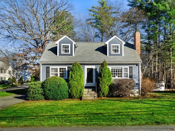 12 Wheatland St, Burlington, MA 01803