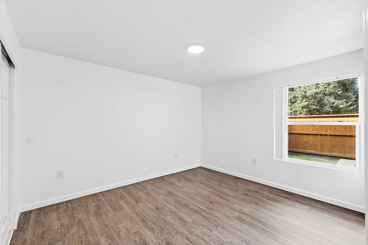 Building Photo - Oakbrook Apartments