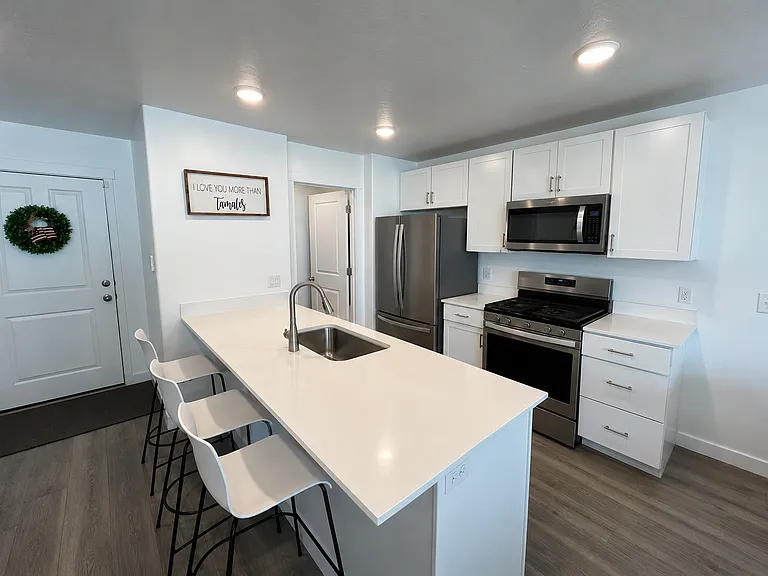 804 N Canvasback Dr — Photo 4