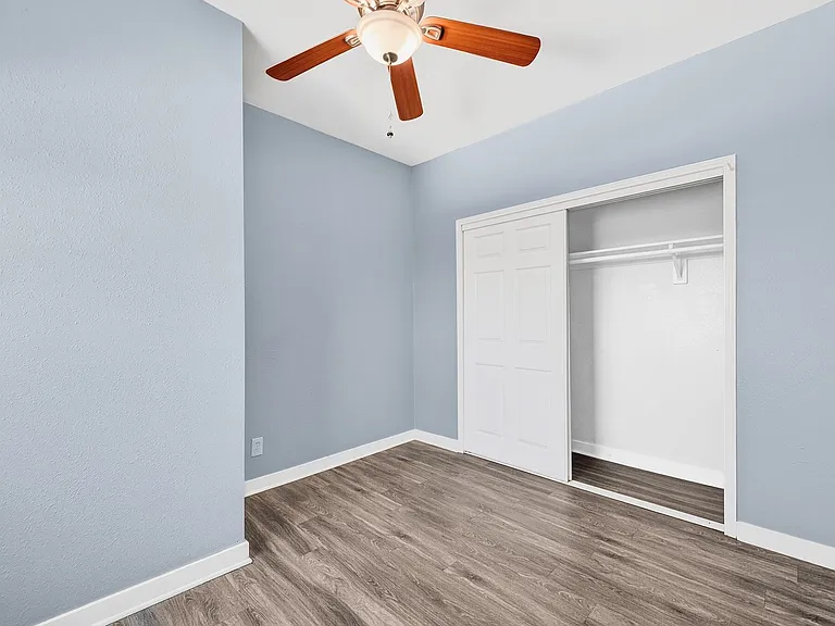 2212 Myrtle Avenue — Photo 15