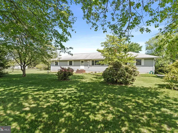 235 Sharon Rd, Robbinsville, NJ 08691