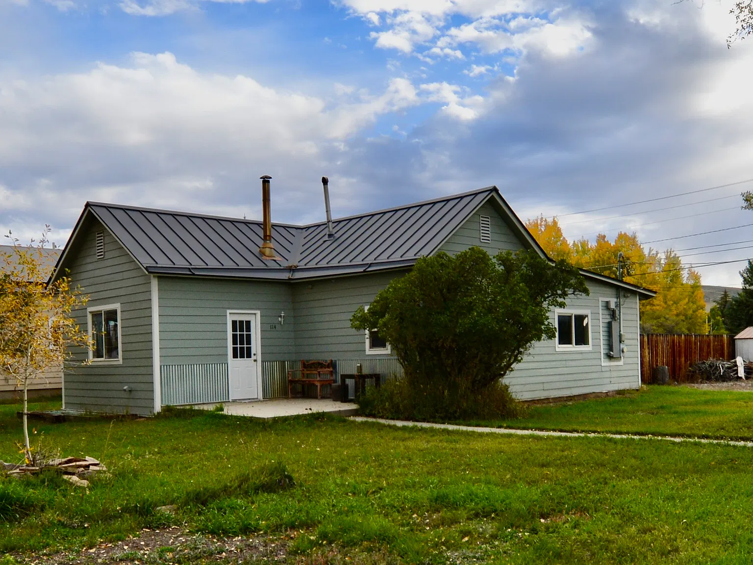 3 bed, 1146 sqft, $2,400 — Photo 1