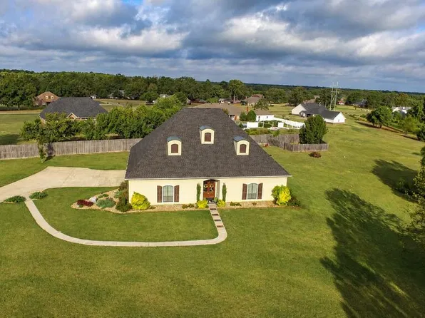 8163 Coyote Trl, Texarkana, TX 75503