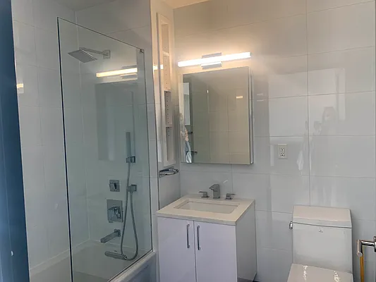 Rented by Douglas Elliman | media 16