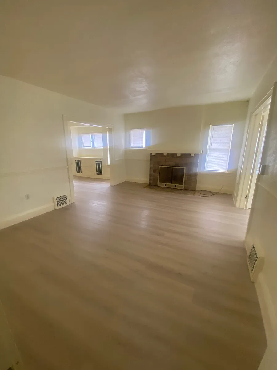 Building Photo - 1426 Macomber St #2