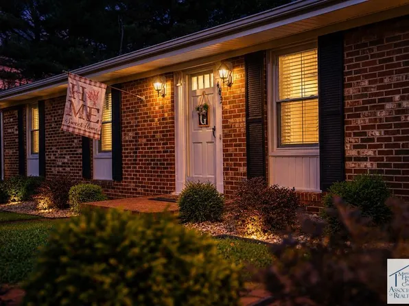 463 Belmont St, Collinsville, VA 24078