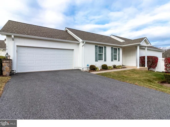 516 Hunting Whip Rd, Glen Mills, PA 19342