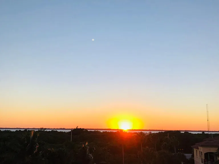 Another beautiful sunset over the Indian River Lagoon behind us as seen from our floor