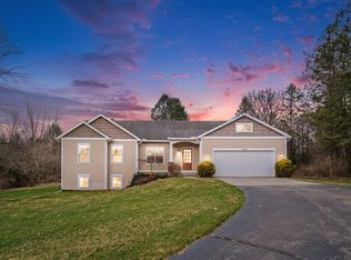 1682 House St NE, Belmont, MI 49306
