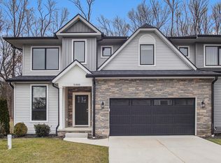 51080 Cherry Rd, Granger, IN 46530