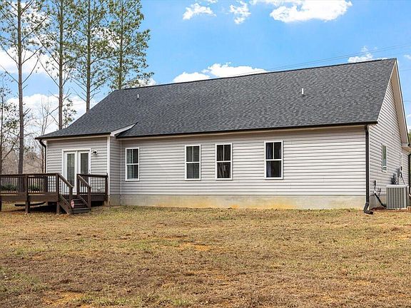 4th image of 2810 Antioch Church Rd