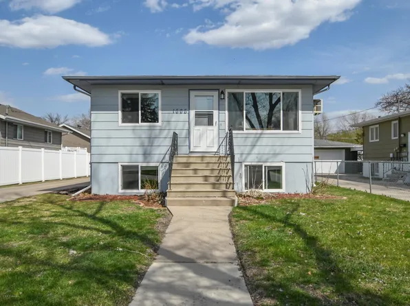 1606 16th St S, Fargo, ND 58103