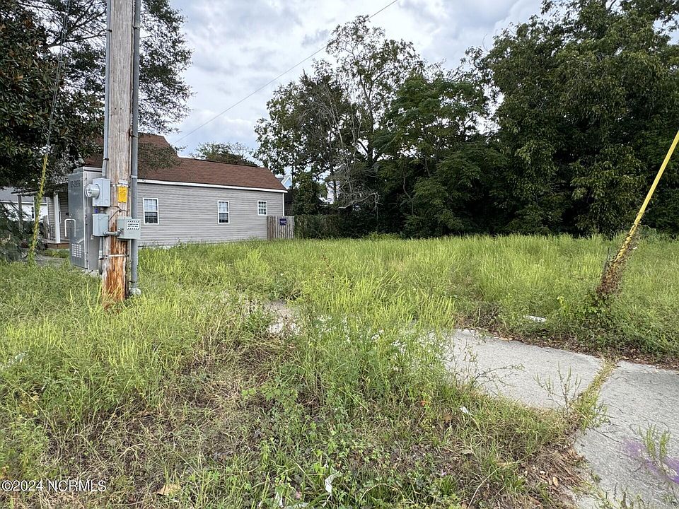 2nd image of 721 & 723 S 8th Street