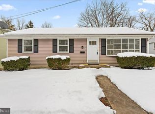 612 Water St, Mount Joy, PA 17552
