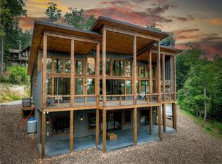 768 Cherokee Cir, Ellijay, GA 30540