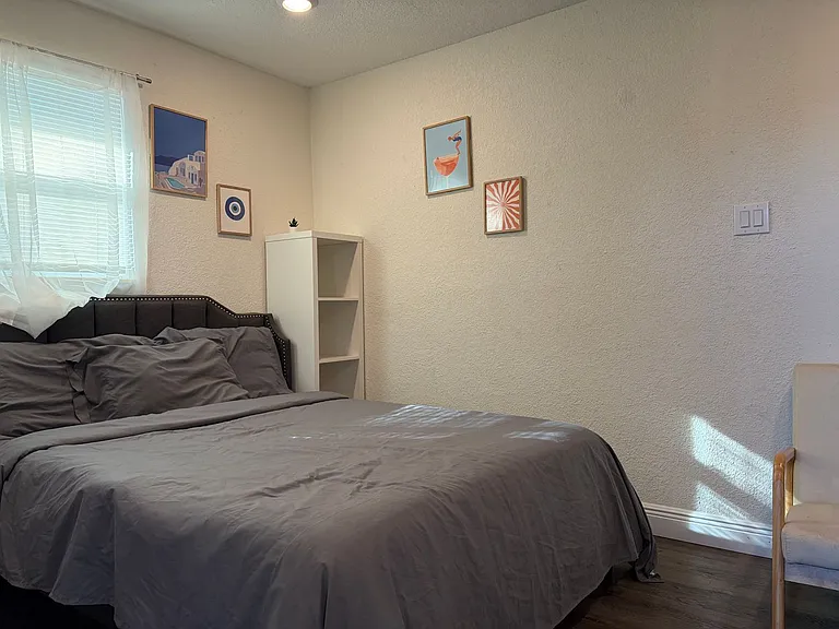 2722 14th Ave S #B — Photo 8