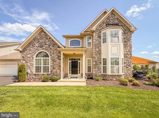 124 Thornhill Ln, Newtown, PA 18940