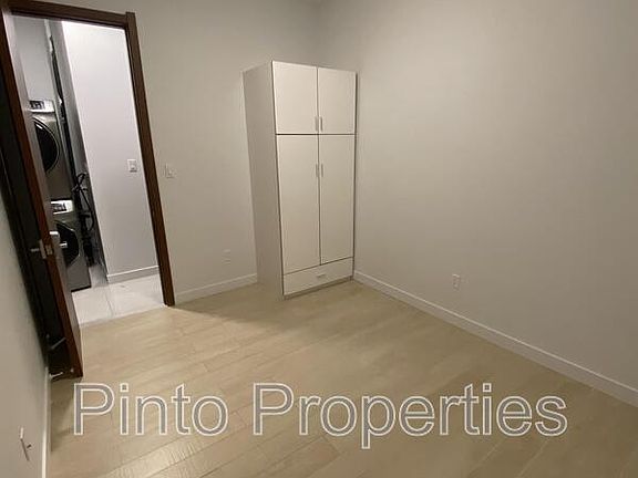 3rd image of 10708 85th Ave NW #B01