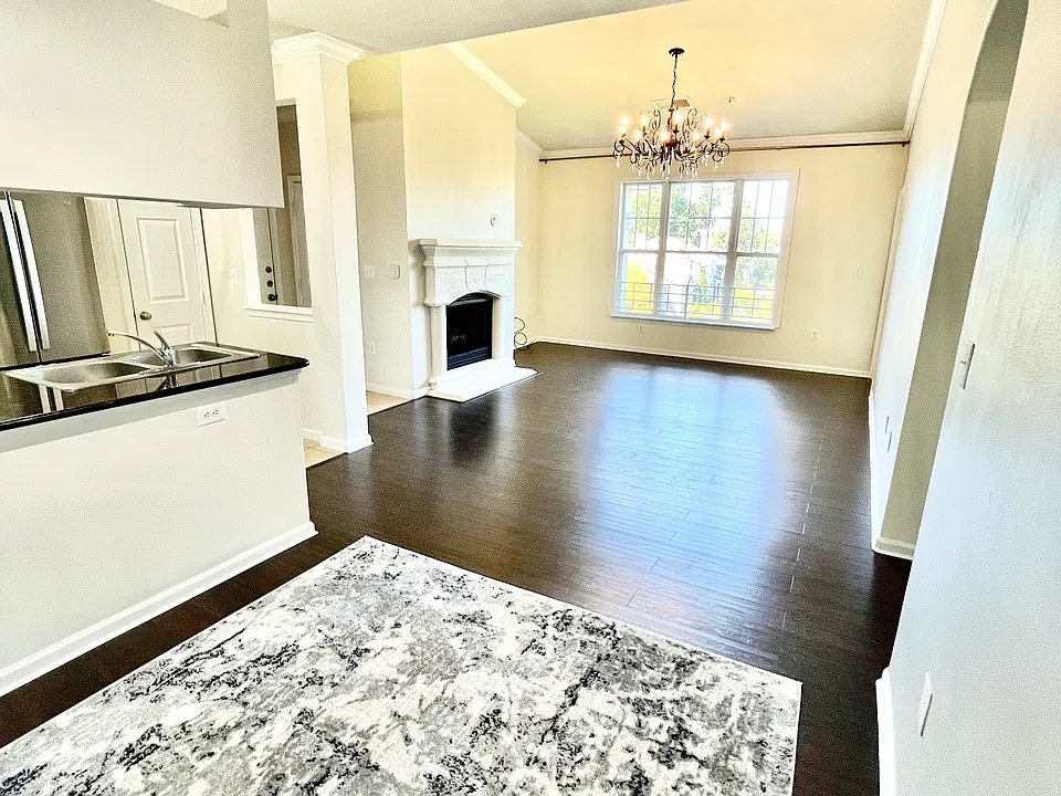 12100 Garden Grove Cir