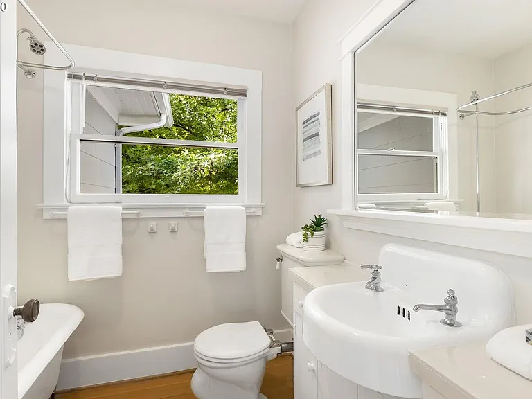 2525 SE 26th Ave — Photo 14