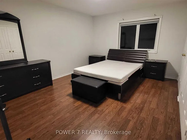 254 Bur Oak Ave — Photo 6