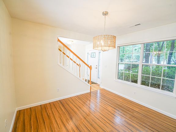 3rd image of 1952 Walkers Ferry Pl