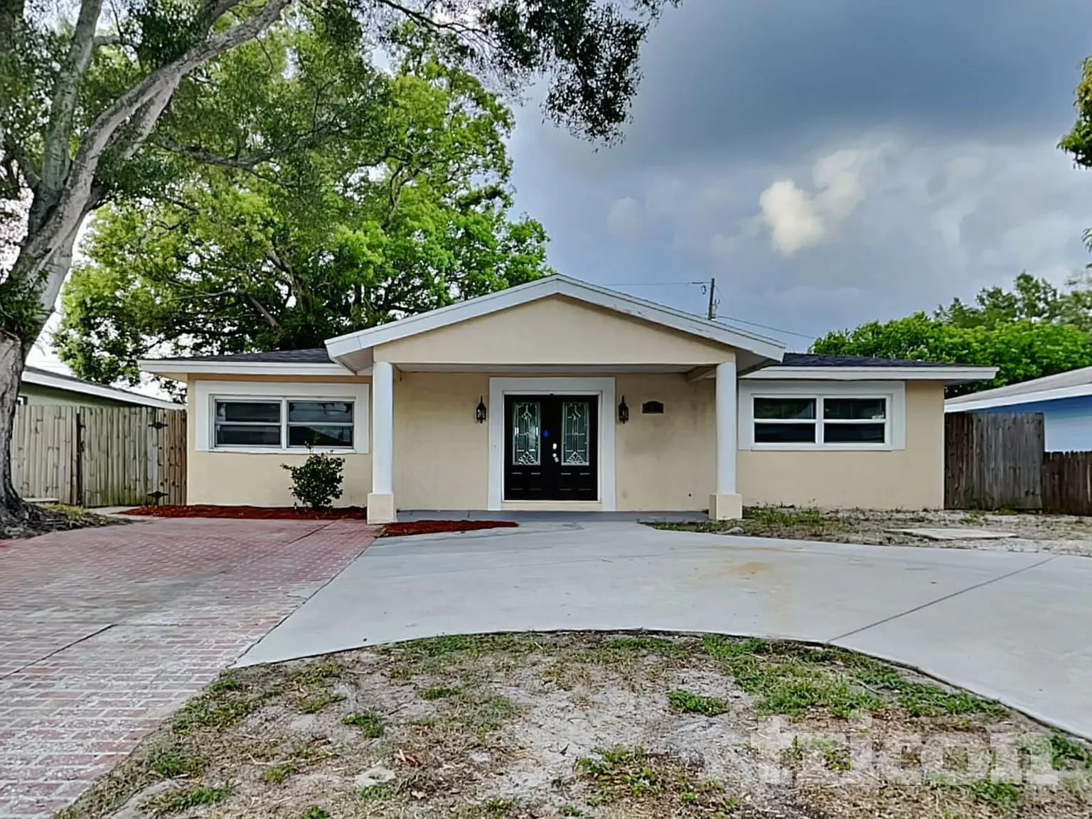 6953 41st Terrace N Saint Petersburg FL — Photo 3