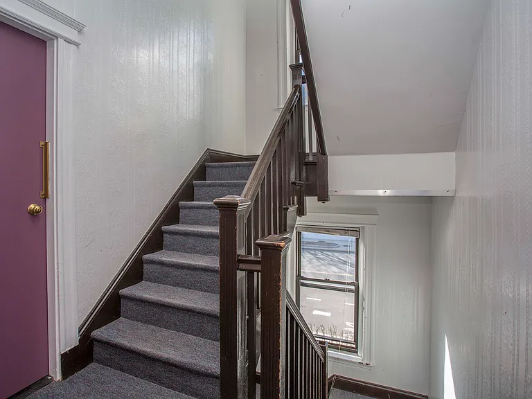 15 Elko St #9 — Photo 12