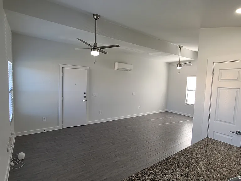 7406 Geneva Dr #2B — Photo 7