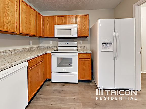 5th image of 1839 Dutch Elm Dr