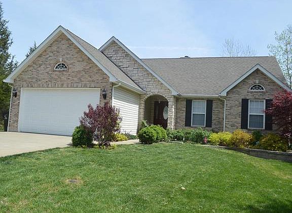 2nd image of 8 Sycamore Dr